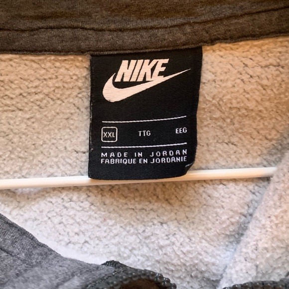 Nike XXL zipup - Picture 3 of 3